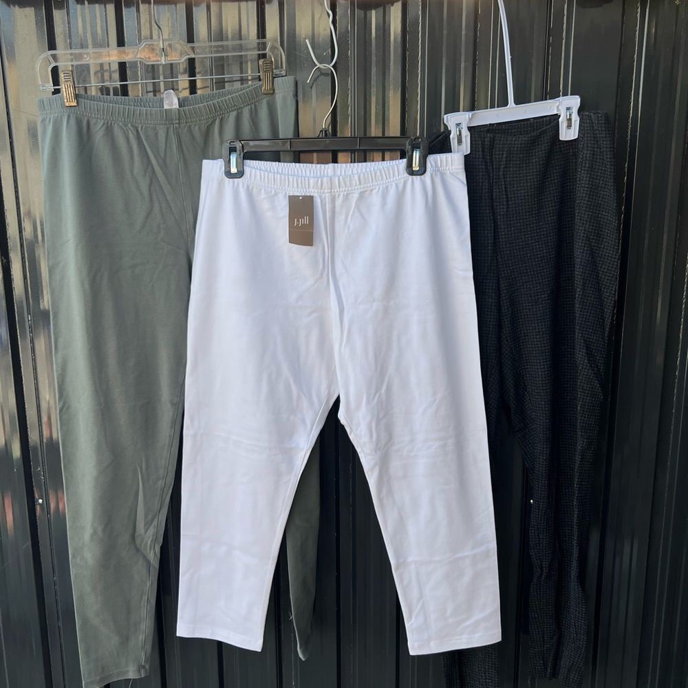 J. Jill Lot NWT Pima Cotton White Capri, Green Ankle, and Black Ponte Leggings L
